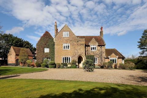 5 bedroom detached house for sale, Long Grove, Seer Green, Beaconsfield, Buckinghamshire, HP9