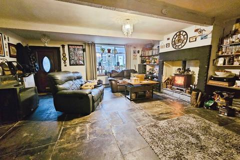 4 bedroom terraced house for sale, Ramsden Road, Rochdale OL12