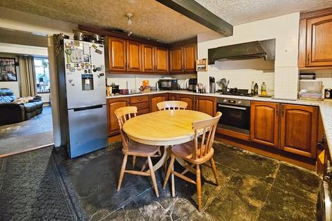 4 bedroom terraced house for sale, Ramsden Road, Rochdale OL12