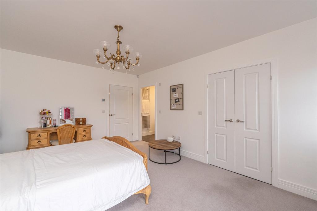 Bedroom 1 Alt