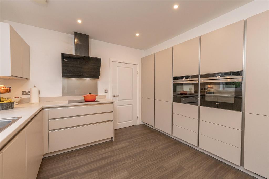 Kitchen Alt