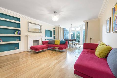 3 bedroom flat to rent, Belsize Park Gardens, Belsize Park, London, NW3