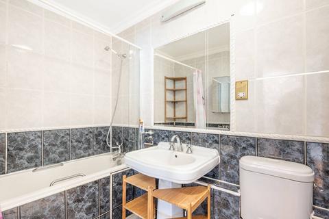 2 bedroom flat to rent, Primrose Hill Road, Swiss Cottage, London, NW3