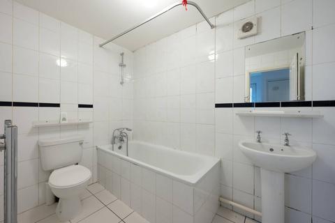 1 bedroom flat to rent, Durnsford Road, Southfields, London, SW19