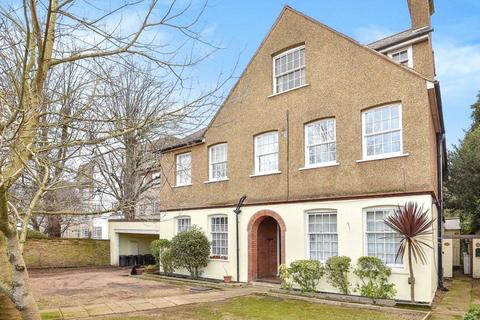 undefined, Woodside, Wimbledon, London, SW19