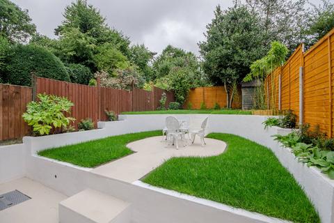 4 bedroom house to rent, Savona Close, Wimbledon, London, SW19