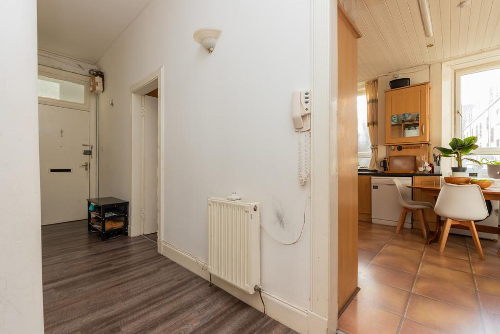 Hallway/Kitchen