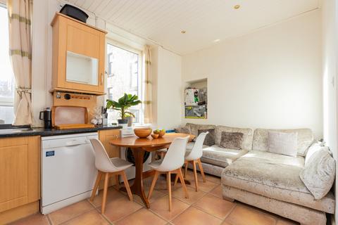3 bedroom flat for sale, Butterbiggins Road, Glasgow G42
