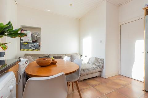 3 bedroom flat for sale, Butterbiggins Road, Glasgow G42