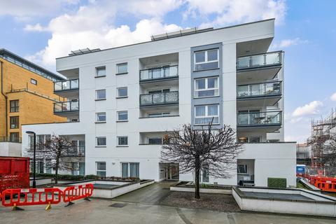 3 bedroom flat for sale, Osiers Road, Putney, London, SW18
