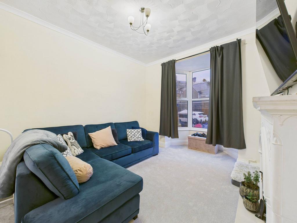 Lounge Dining Room