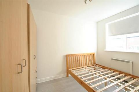 1 bedroom flat to rent, Windmill Drive, London NW2