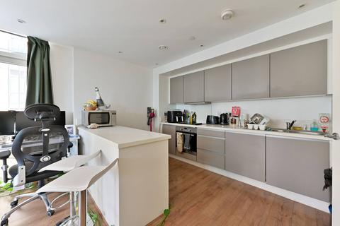 2 bedroom flat to rent, Enterprise Way, Putney, London, SW18