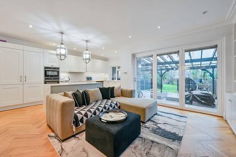 undefined, Lynton Road, Acton, London, W3
