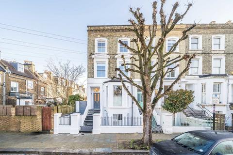 3 bedroom maisonette for sale, Brussels Road, London SW11