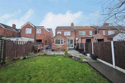 3 bedroom semi-detached house for sale, Silverdale Road, Hull