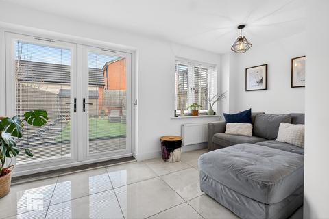 undefined, Clos Y Gadwyn, Cardiff
