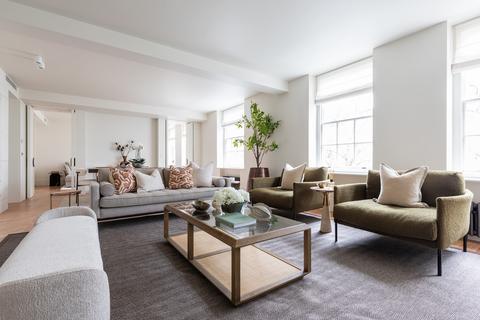 3 bedroom flat to rent, Lowndes Square, Knightsbridge SW1X