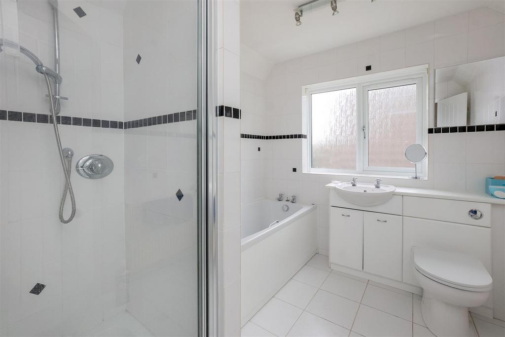 16 Ballards Close 2061-16.jpg