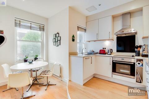 2 bedroom apartment for sale, Brondesbury Villas, London NW6