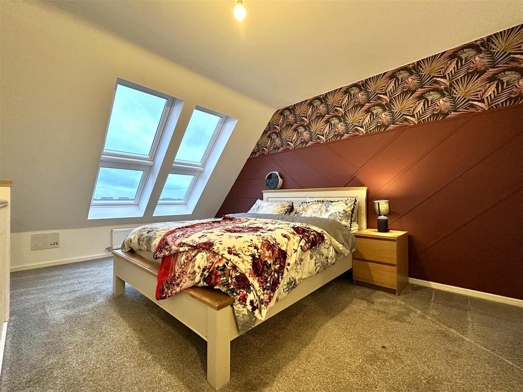 Master Bedroom 171