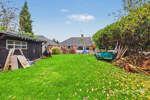 2 bedroom detached bungalow for sale, Tutbury Road, Burton-on-Trent