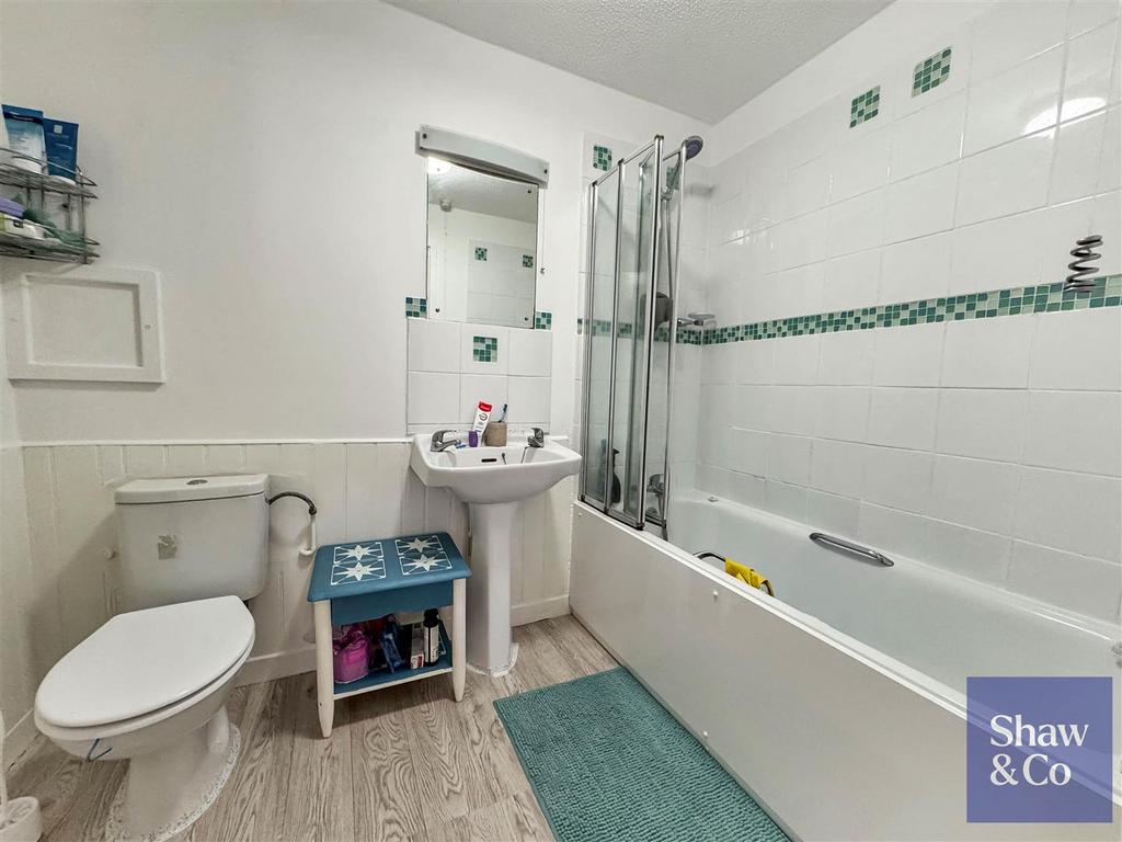 Bathroom.jpeg
