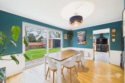 4 bedroom detached house for sale, Fallowfield Drive, Barton-under-Needwood