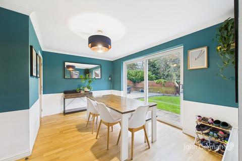 4 bedroom detached house for sale, Fallowfield Drive, Barton-under-Needwood
