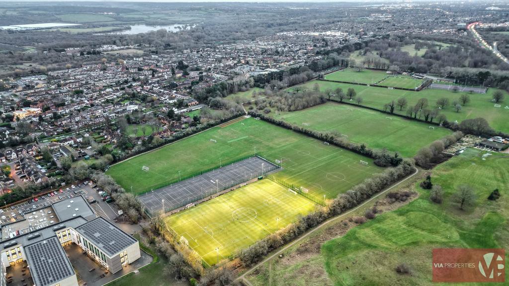 Broxbourne school
