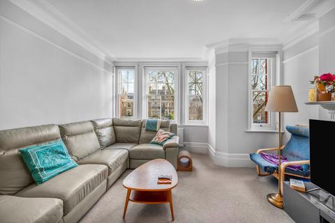 2 bedroom flat to rent, Walcot Gardens, 136 Kennington Road, London