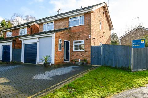 4 bedroom detached house for sale, Ashbury Drive, Camberley GU17
