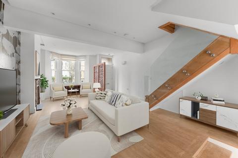4 bedroom house for sale, Tonsley Hill, London