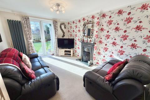 undefined, North Farm Road, Farnborough GU14