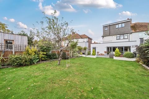 5 bedroom semi-detached house for sale, Shallons Road, London SE9