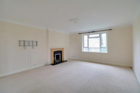 3 bedroom apartment for sale, Foxley Hall, Higher Drive, Purley