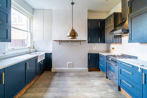 2 bedroom ground floor flat for sale, Nelson Road, Crouch End N8