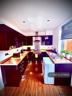 2 bedroom terraced house to rent, Osbaldwick Lane, York, YO10