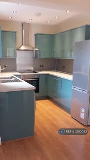 3 bedroom terraced house to rent, Gerald Road, Salford, M6
