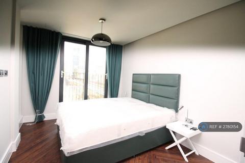 2 bedroom flat to rent, Penrose Street Studios, London, SE17