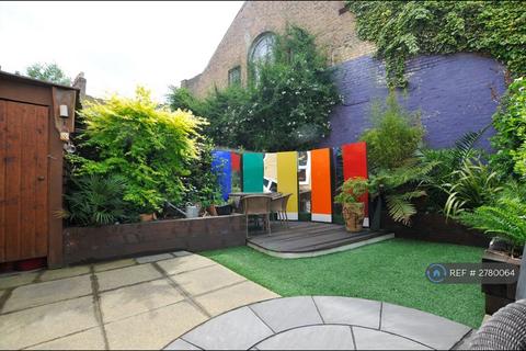 undefined, Kersley Road, London, N16