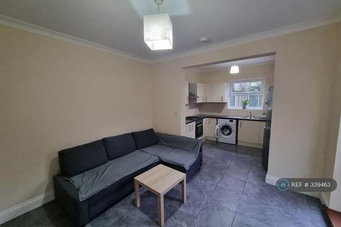 2 bedroom flat to rent, Perth Road, London, N22