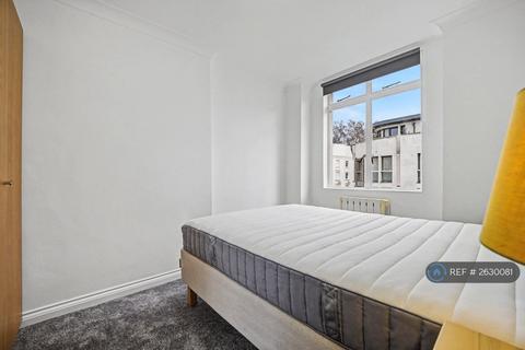 1 bedroom flat to rent, Westbourne Gardens, London, W2