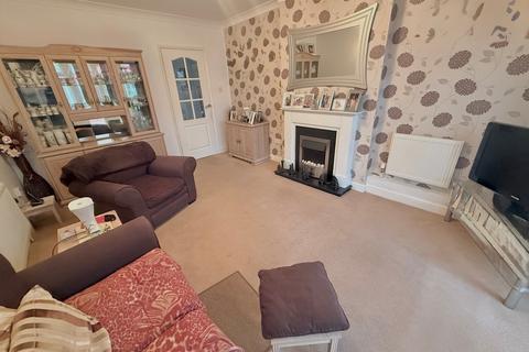 2 bedroom detached bungalow for sale, Fircroft Crescent, Rustington