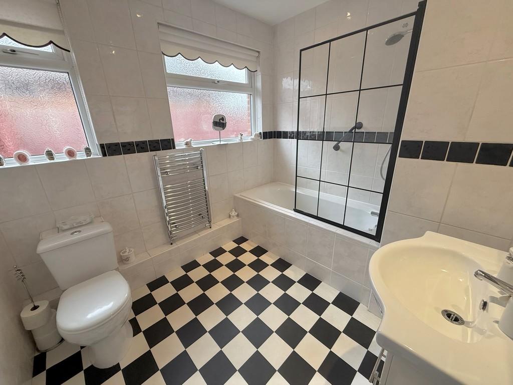 6 Fircroft Cres Bath1
