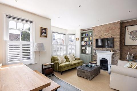 3 bedroom maisonette for sale, Valetta Road W3