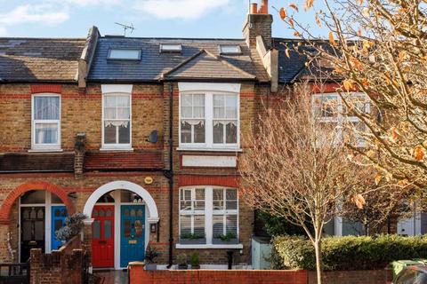 3 bedroom ground floor flat for sale, Aylmer Road W12