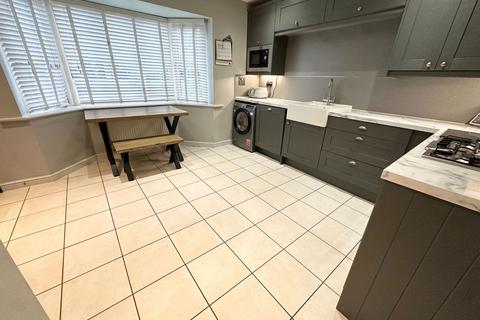 4 bedroom townhouse for sale, Nettlecroft, Monk Bretton
