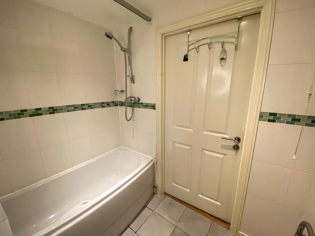 Bathroom (2)