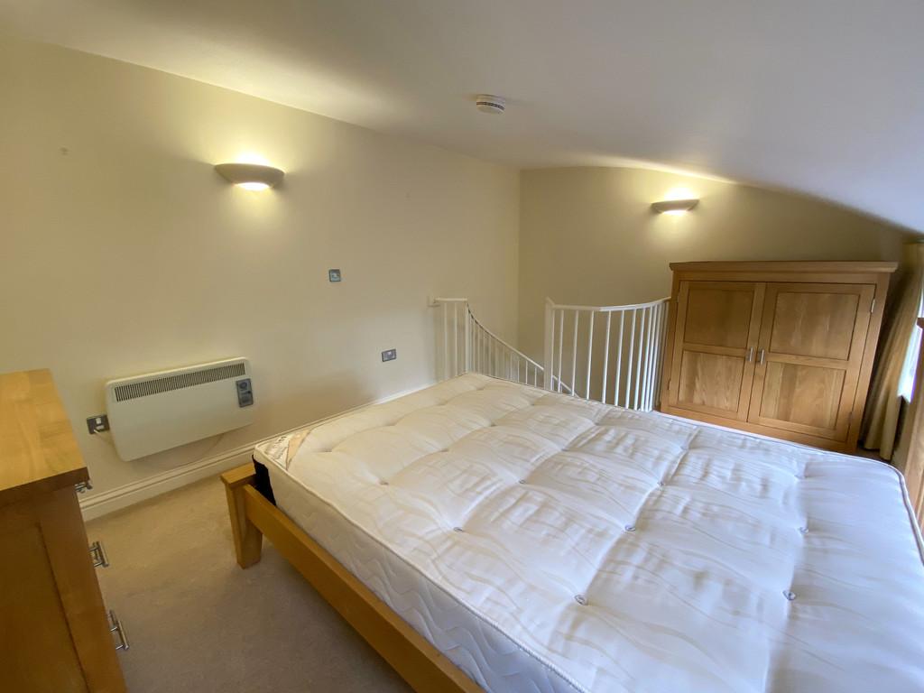 Bedroom (2)